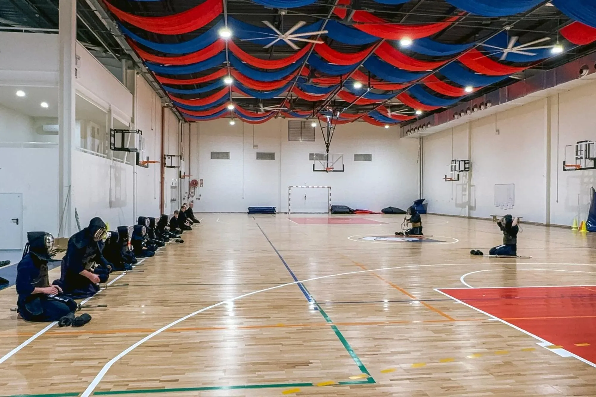 The empty hall before training begins